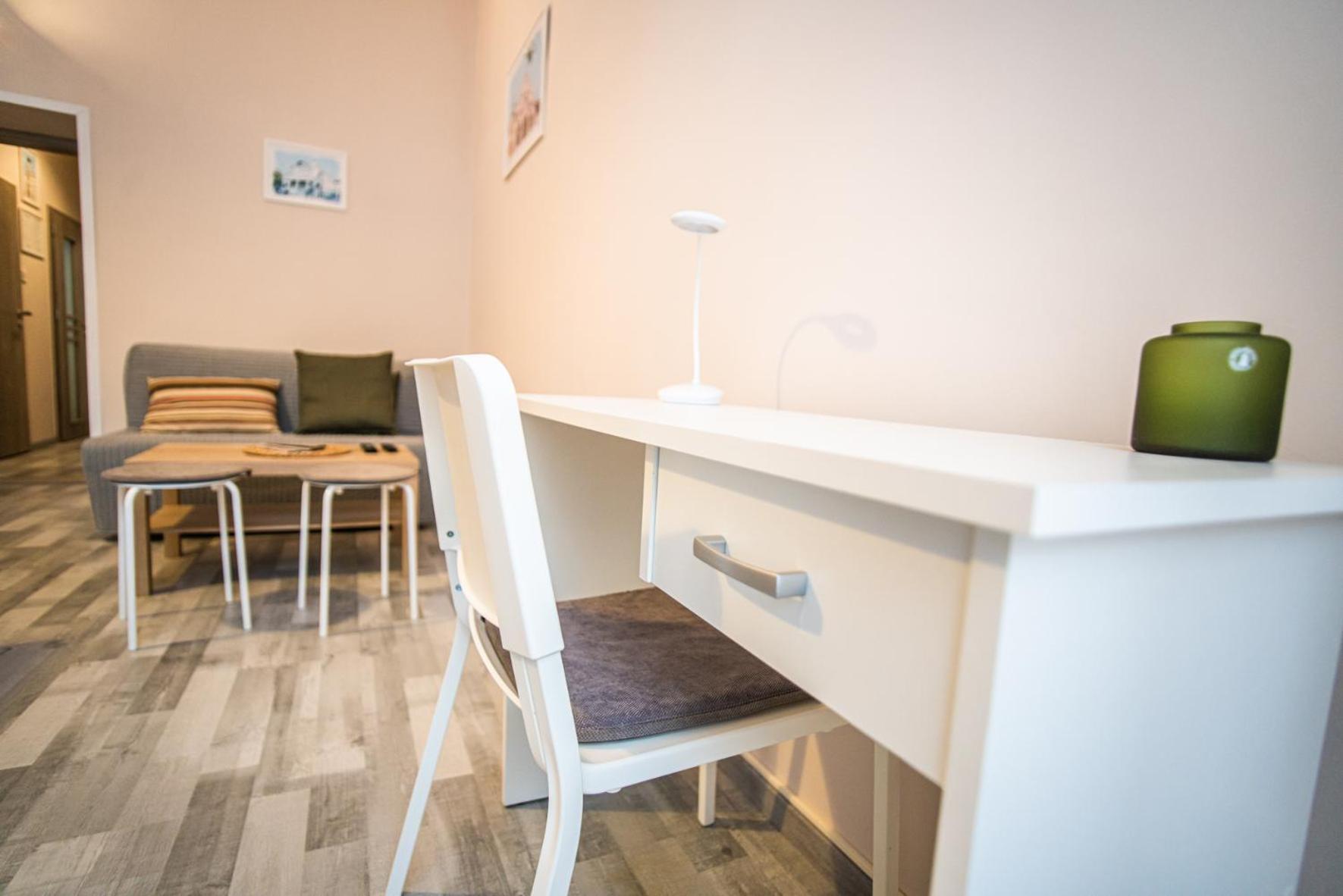 Spacious Apartment In Central Кескемет Екстериор снимка